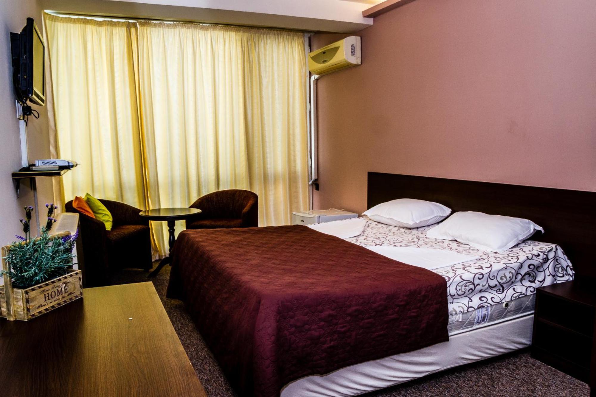 Hotel Sezoni South Burgas Zewnętrze zdjęcie